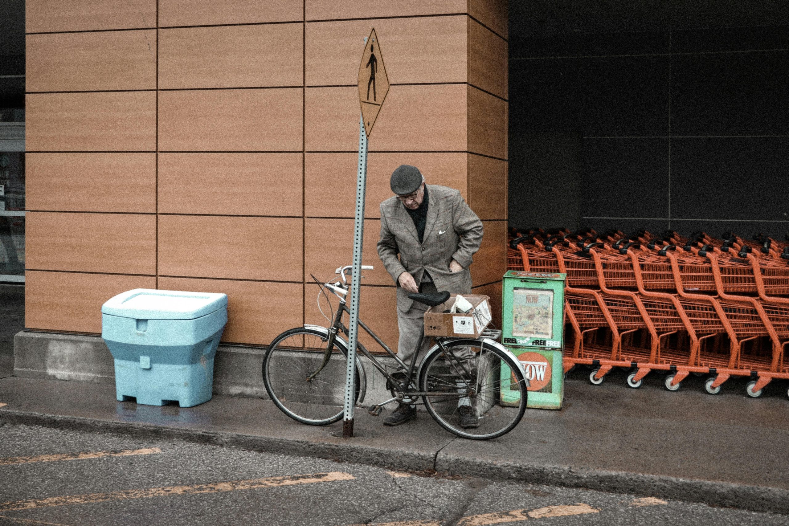 Looking for APIs that provide grocery stores + pricing by ingredient and location
