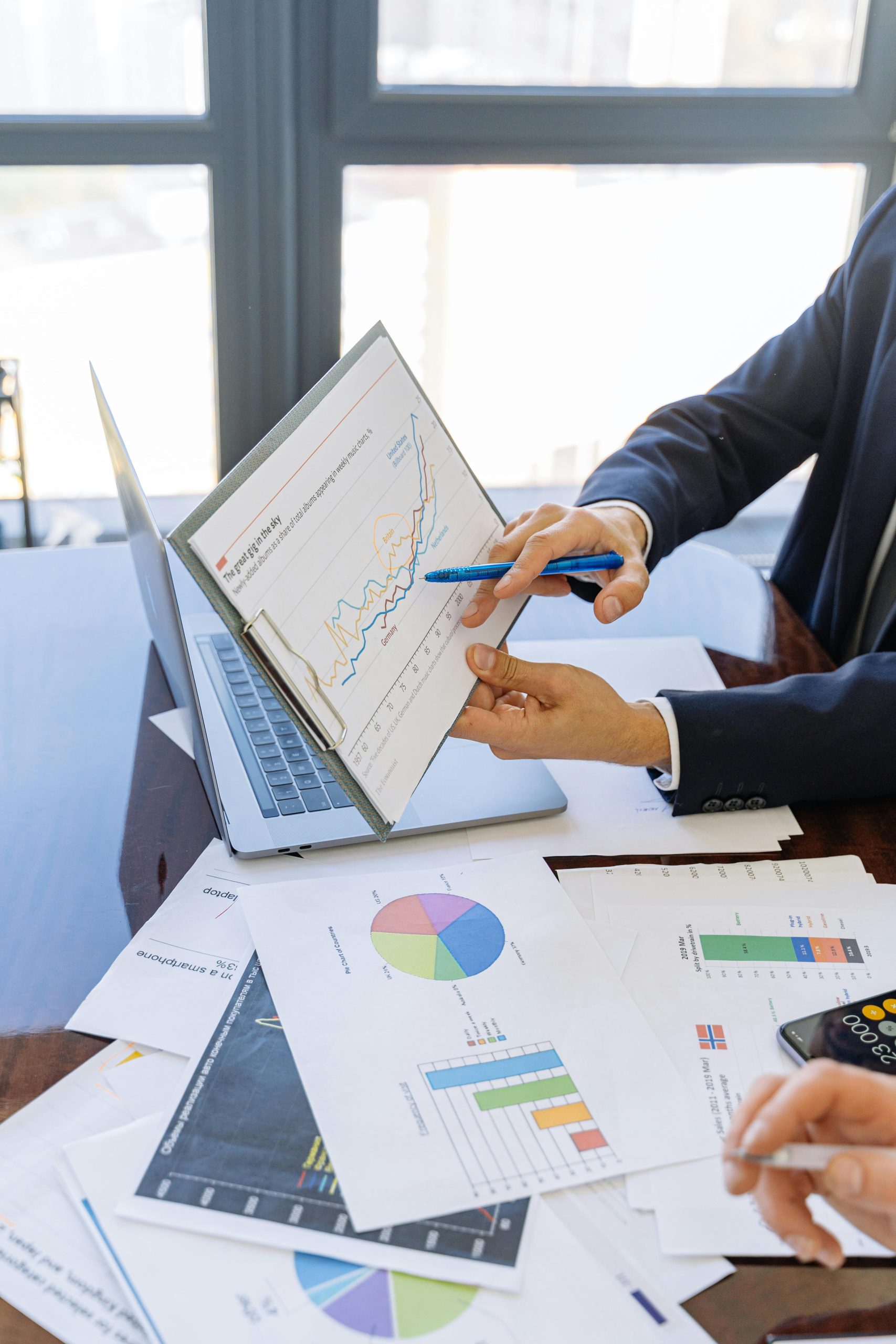 How do you manage data inconsistencies when running multiple campaigns for your client?
