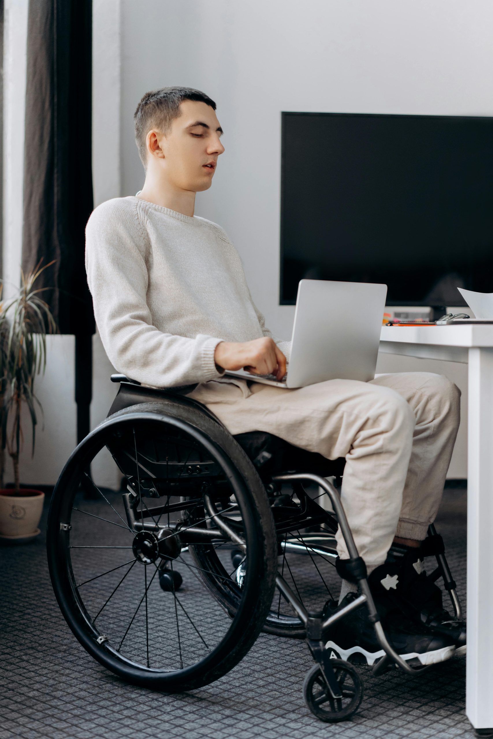 Accessibility question:How should a skip link be handled on a PWA’s mobile version when using assistive voice technology