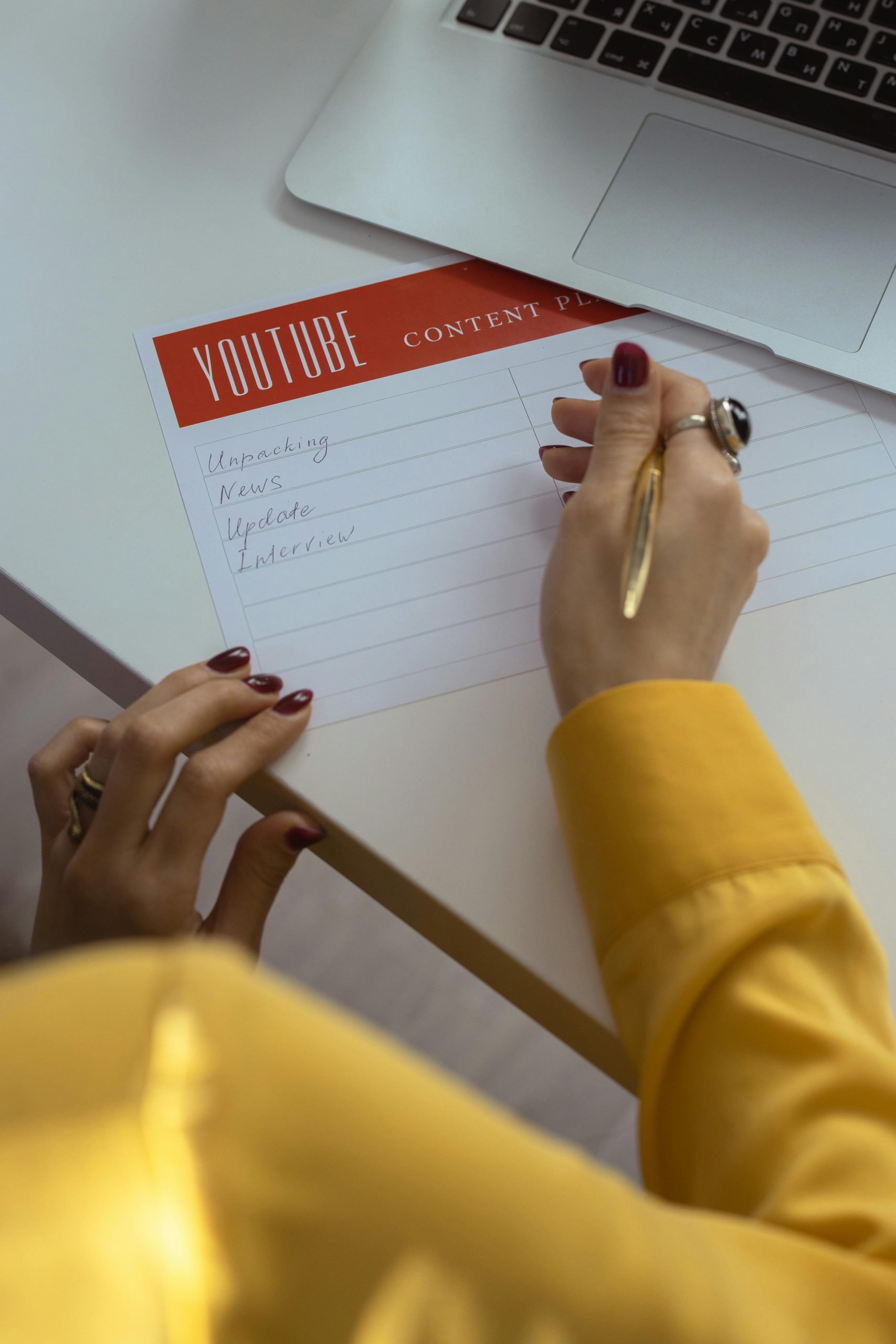 What’s the worst thing about social media schedulers right now?