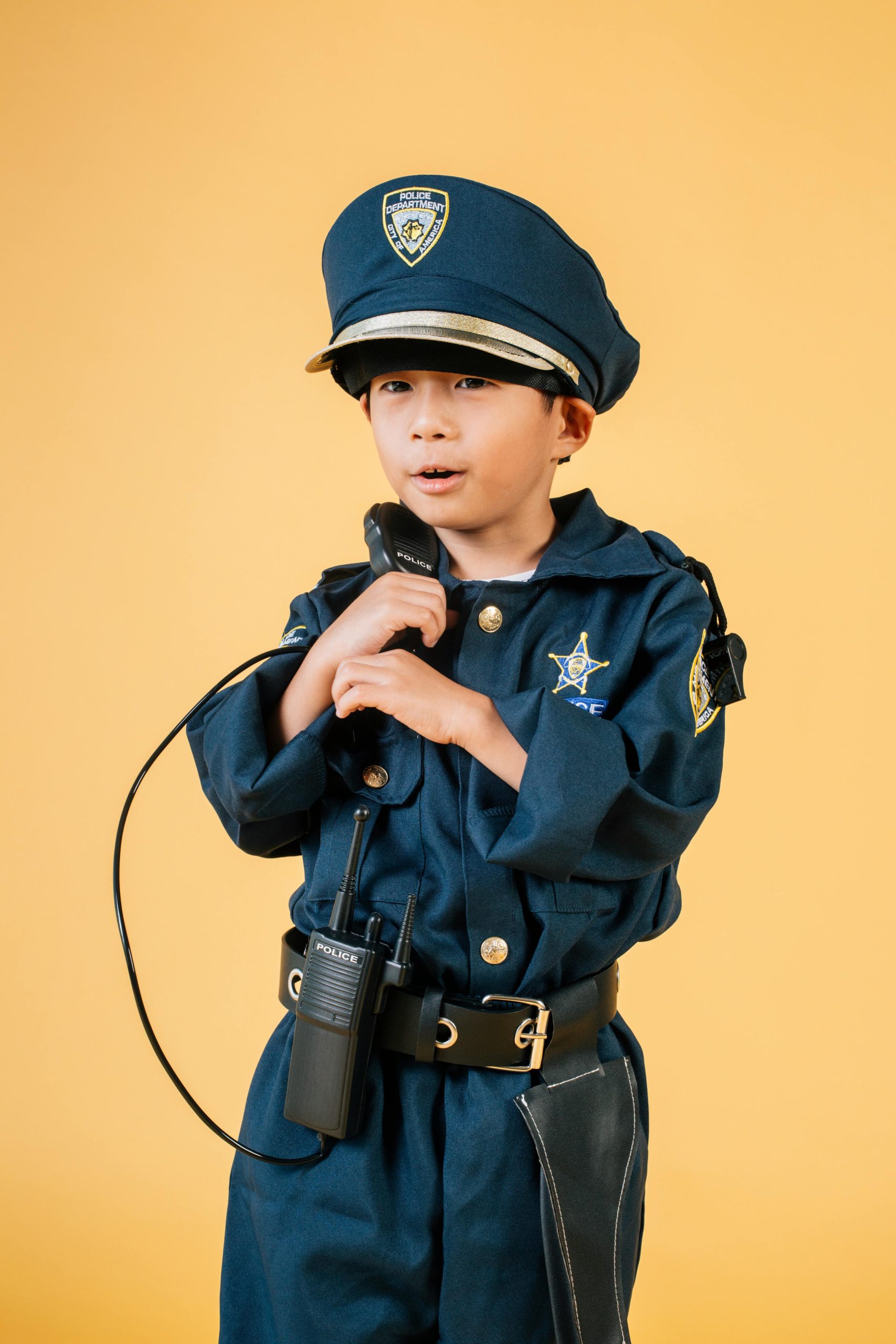 Do content creators who talk on camera actually perform better?